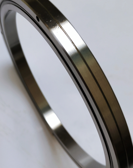 如何規(guī)避交叉滾子表面損傷的辦法？